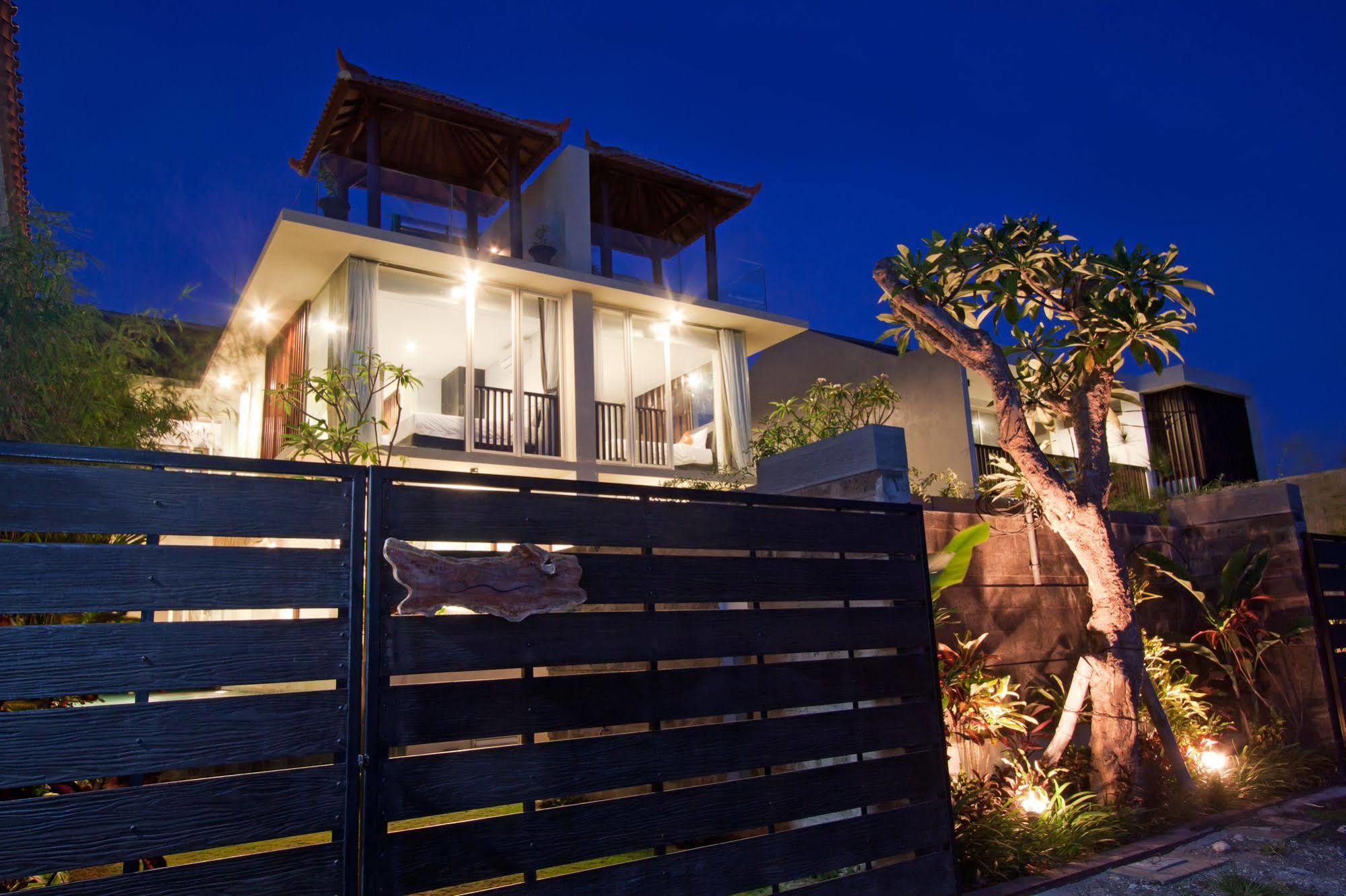 Grace And Milena Guesthouse Kuta Lombok Dış mekan fotoğraf